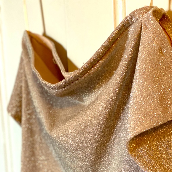 Sparkly Off-the-Shoulder Body-Con Crop - Picture 2 of 4